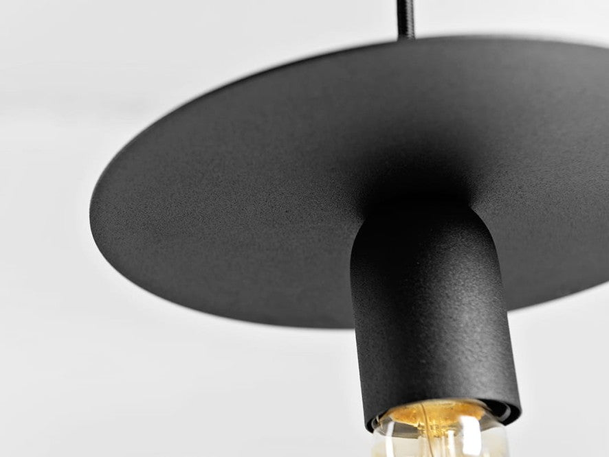 CustomForm Lámpara colgante SKIVA M – Negro – detalle 1