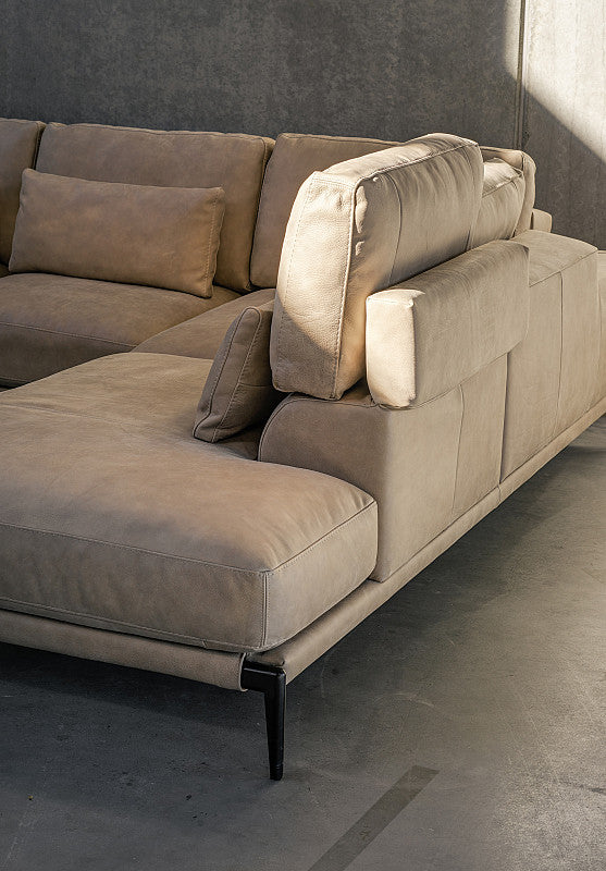 June Corner Sofa by Furninova — detail 3