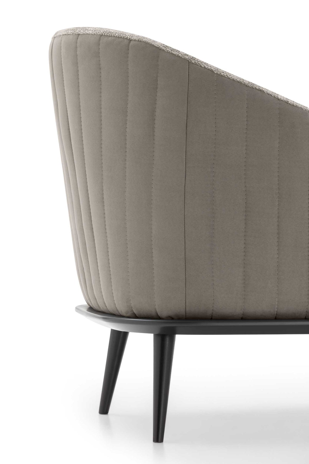 Sillón LALA de LeComfort — vista 4 | Soft Room, Costa del Sol, España