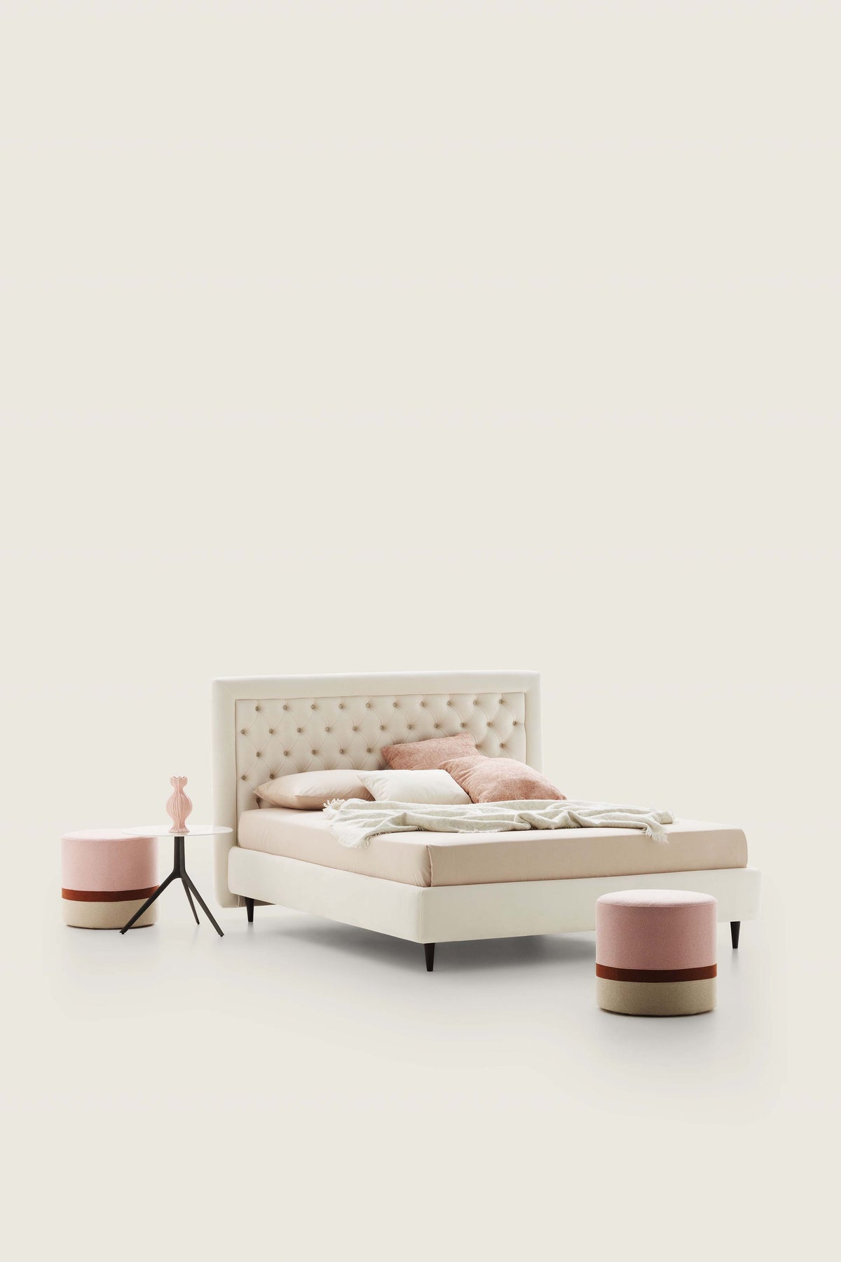 LeComfort Monet bed – product gallery image 3