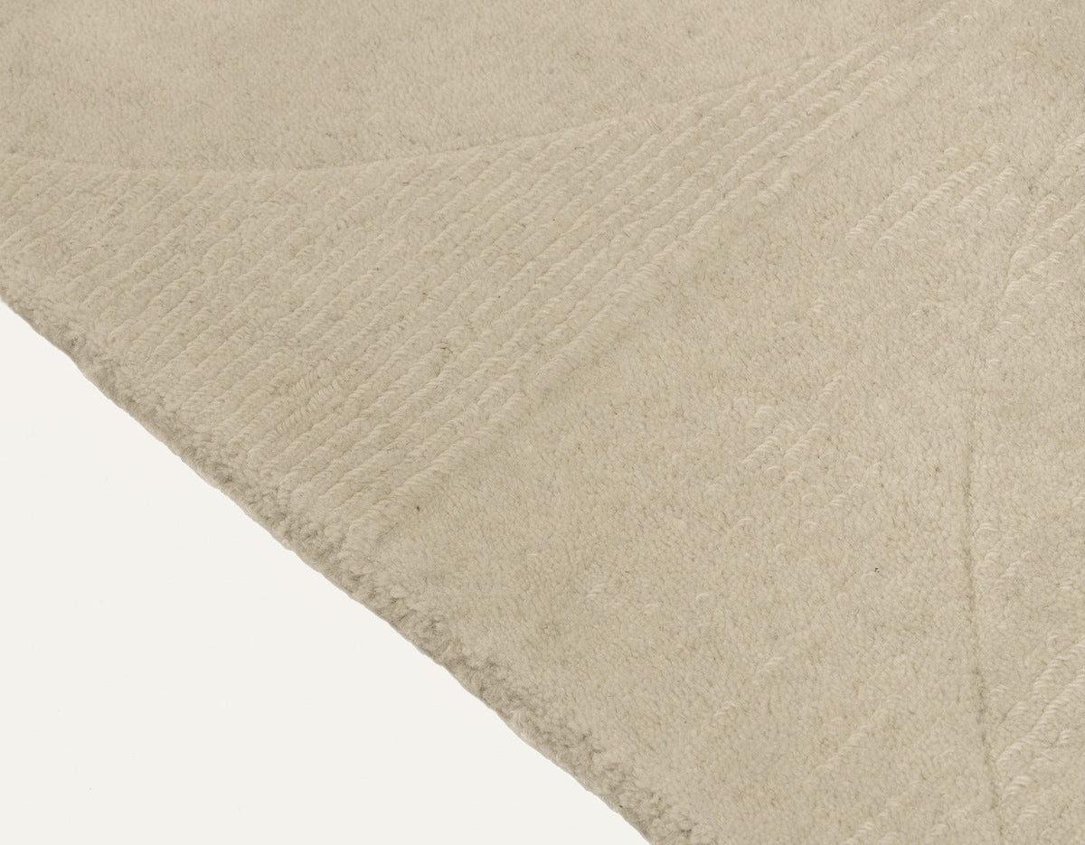 Carpet CAMINO BEIGE (Handmade Collection)