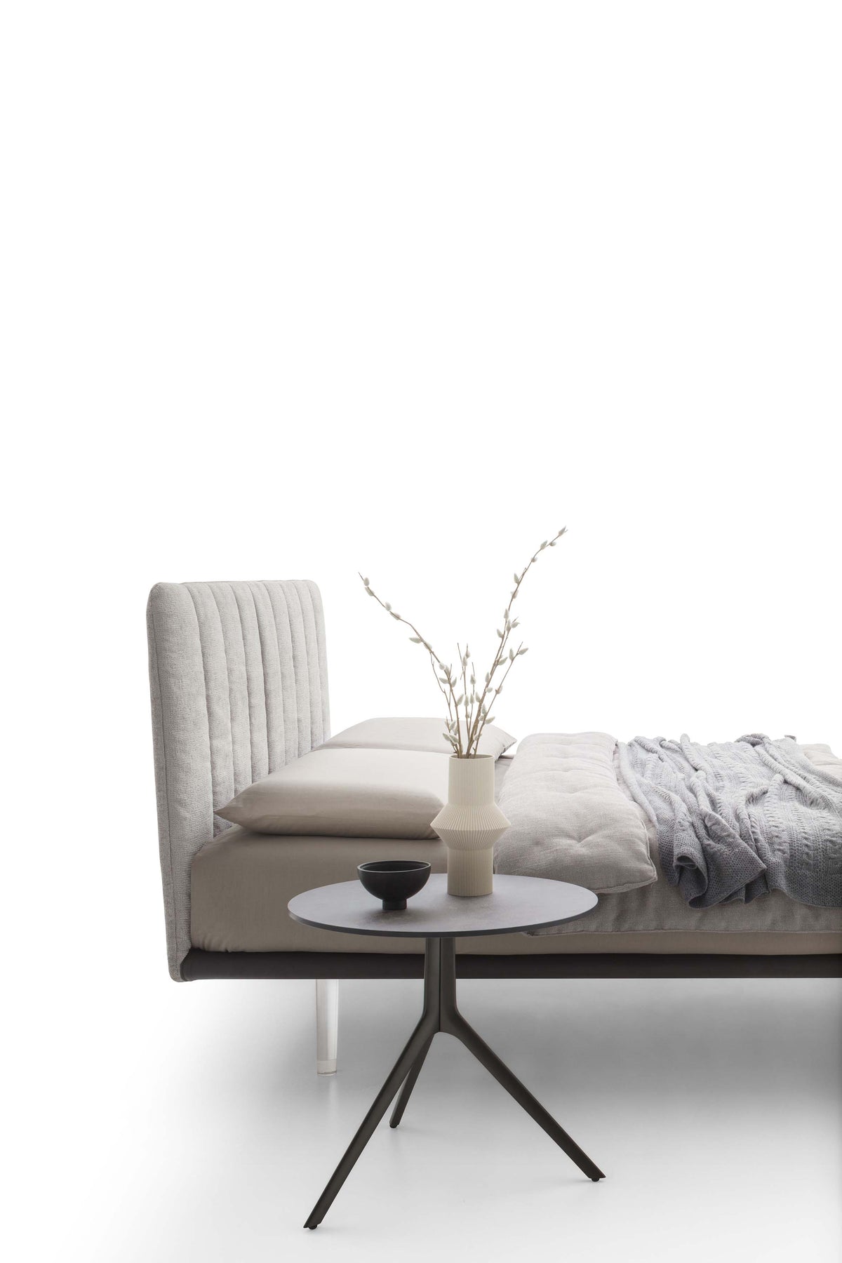 LeComfort Celine bed – product gallery image 4