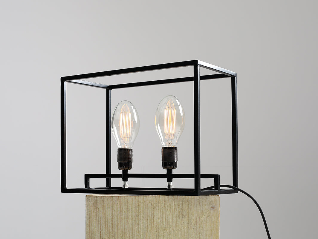 METRIC TABLE Lamp (desk)