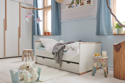 Chest of drawers with 3 drawers (Woodsy collection)