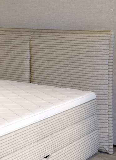 Bed Orange (Continental)