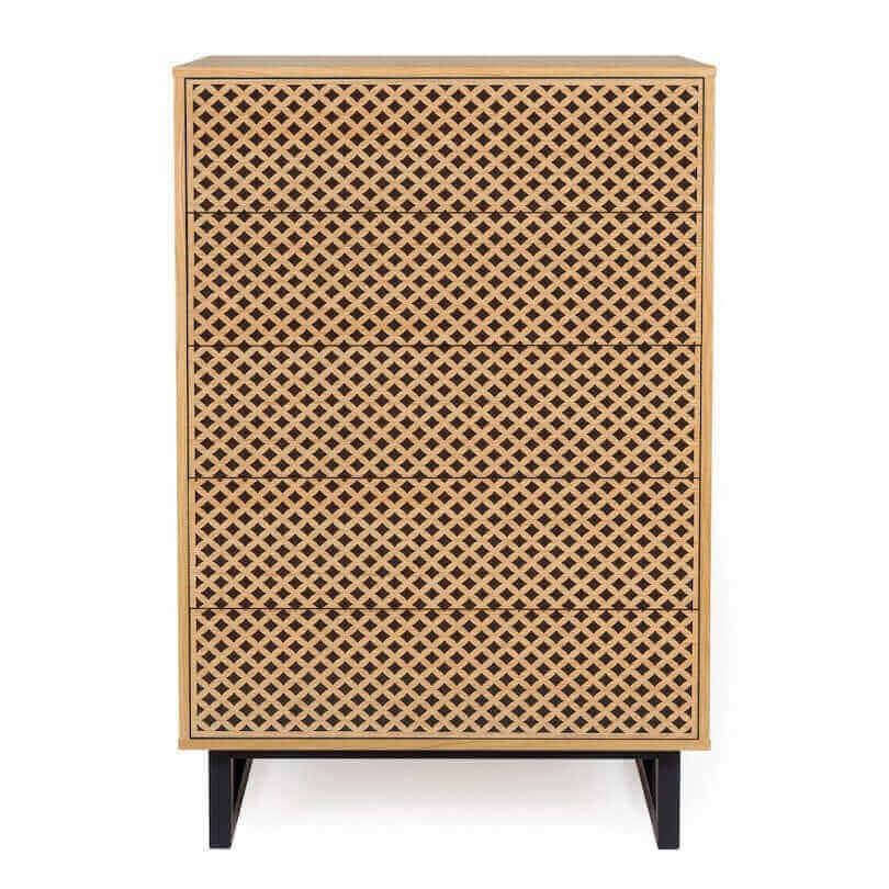 Cómoda Camden Diamond de Woodman en chapa de roble, 80 × 48 × 123 cm